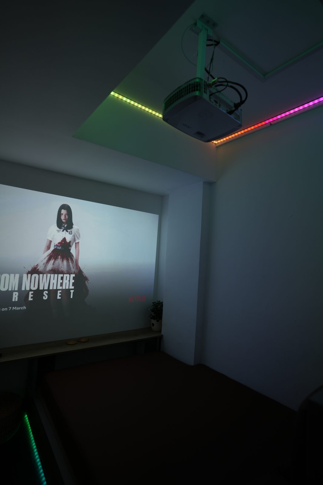 L'Moon Playbox cinema room